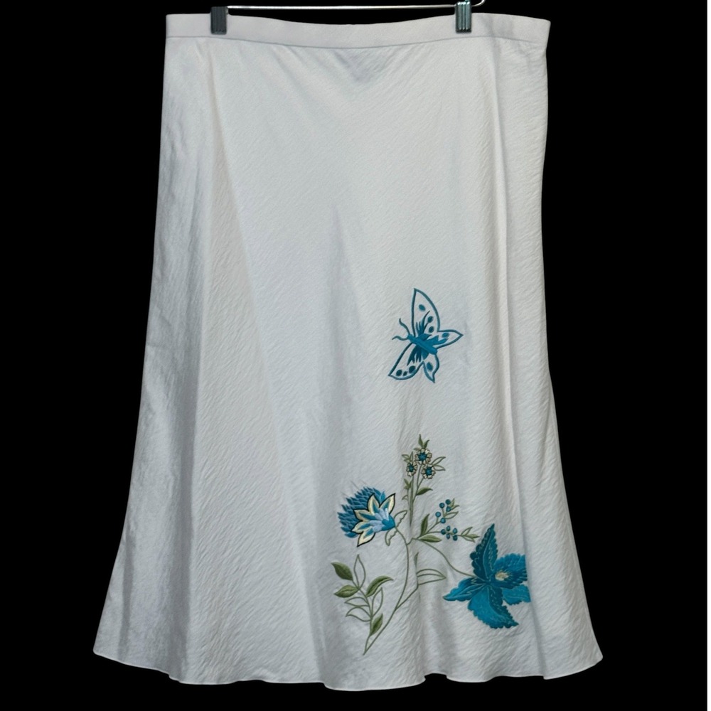 Index Skirt 16 White Embroidered Butterfly Floral Cottagecore Boho Fairycore